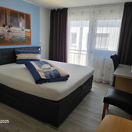 Riedstadt Hotel Ackermann מראה חיצוני תמונה