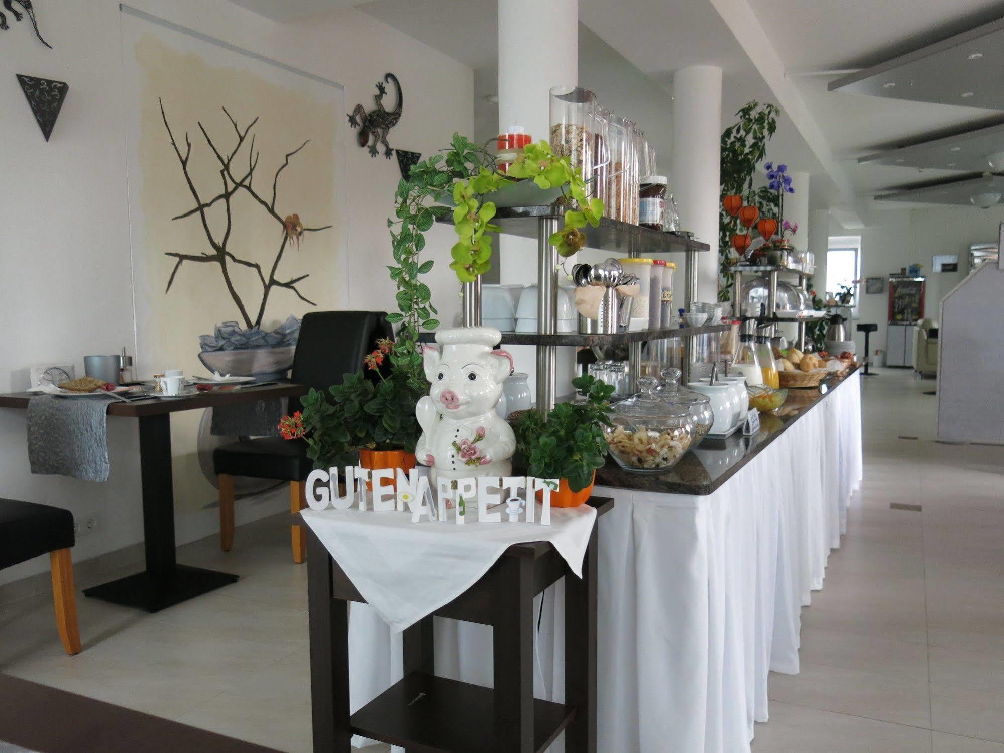 Riedstadt Hotel Ackermann מראה חיצוני תמונה