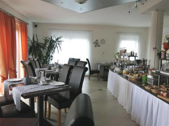 Riedstadt Hotel Ackermann מראה חיצוני תמונה
